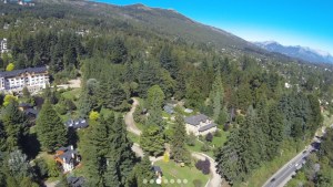 Alud en Bariloche: cómo es el hotel donde murió un turista