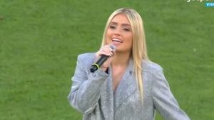 Argentina &#8211; Estonia: en redes aseguran que Morena Beltrán cantó el Himno y hay memes