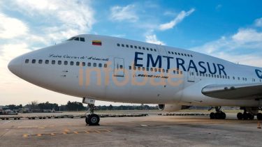 El avión venezolano-iraní está retenido en Ezeiza desde junio del año pasado. Foto archivo. 