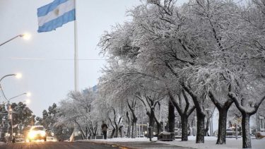 El año pasado, Neuquén y Río Negro registraron el fenómeno de la nieve en el Alto Valle. Para este año, hay que esperar. Foto: Matías Subat.-