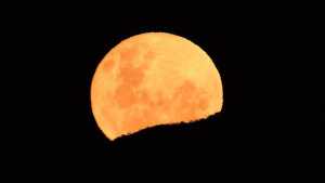 Agua en La Luna: China afirma haber descubierto de dónde proviene una importante reserva que se ve desde la Tierra