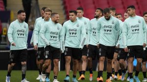 Argentina, Italia y una Finalissima en Londres: formaciones, hora y tevé