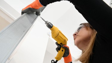 La ocupación femenina ha ido al alza en actividades como la construcción, la soldadura y la electricidad. Foto: Florencia Salto. 
