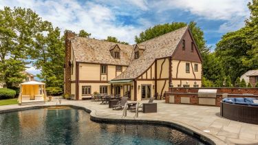 Esta mansión, mítica para los millones de fanáticos de la saga de El Padrino, se podrá alquilar a partir de hoy. 