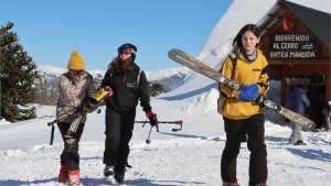 Parque de nieve Batea Mahuida: así arrancan las vacaciones 2022 en Villa Pehuenia Moquehue