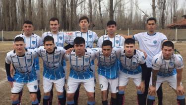 Pillmatún jugó en cancha de San Isidro y logró un muy buen triunfo sobre Unión Alem Progresista. Foto: Línea de cuatro 
