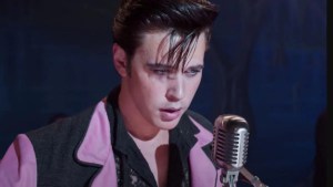«Elvis» y las biografías en homenajes a las glorias de la música
