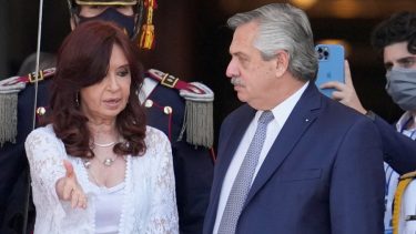 Este lunes, Cristina Kirchner había apuntado contra la Corte Suprema y Alberto Fernández la acompañó en ese reclamo. Foto: Natacha Pisarenko vía REUTERS.-