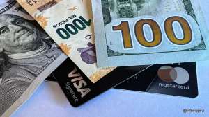 Dólar Tarjeta: comenzó a regir el nuevo esquema para los turistas extranjeros