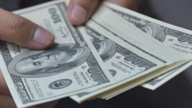 El dólar tuvo una baja durante este miércoles. 