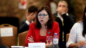 «Batakis debe implementar medidas urgentes porque el mercado es implacable», aseguró Schpoliansky