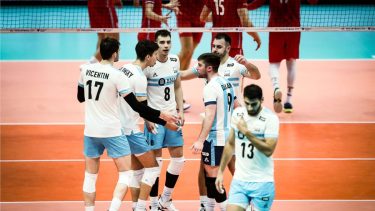 Argentina suma tres triunfos al hilo y se ilusiona con meterse en la fase final. 