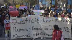 Por los abusos en el jardín 31 de Neuquén, las familias marcharon exigiendo Justicia