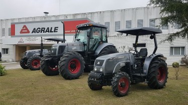 La empresa produce en la provincia de Buenos Aires tractores, camiones y colectivos. 