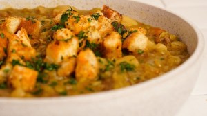 Hoy comemos guiso de arvejas