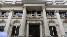 Imagen de El Banco Central perdió US$ 700 millones, en un día en el que dólar blue subió dos pesos