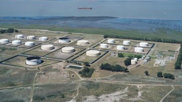 Entre octubre y noviembre se espera la primera ampliación de las instalaciones de Oiltanking Ebytem para permitir más exportaciones de petróleo.