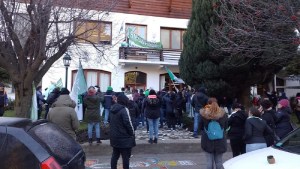 Qué dijo el Gobierno sobre el enfrentamiento armado de ATE en San Martín de los Andes