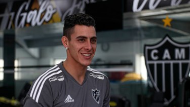 Pavón no fue habilitado por Conmebol para Mineiro en la Libertadores