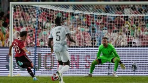 Sin Cristiano Ronaldo, Manchester United goleó a Liverpool en un amistoso