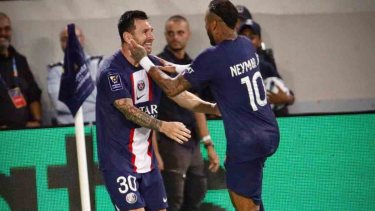 Messi y Neymar brillaron ante Nantes.