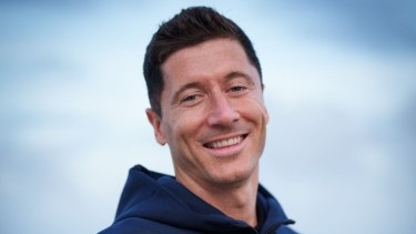 Lewandowski tuvo su presentación oficial como refuerzo del Barcelona. Gentileza.