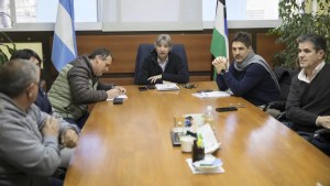 El gobierno de Río Negro recibió a los transportistas y prometió gestiones nacionales