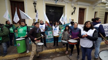 Viedma se sumó a las diversas marchas en la provincia. Foto: Marcelo Ochoa