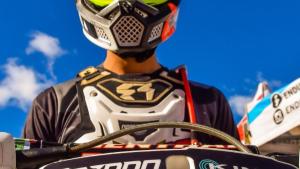Bazano prolongó su racha en el Patagónico de enduro