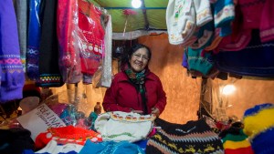 Los artesanos de Bariloche también tienen una buena temporada invernal