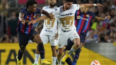 El Tuti Del Prete se dio el gusto de enfrentar a Barcelona en el Camp Nou.