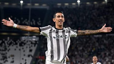 Ángel Di María debutó con un gol y una asistencia en Juventus, por la fecha 1 del fútbol de Italia. Después salió lesionado. 