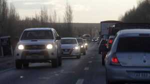 La nieve y el viento complejizaron el regreso de los turistas del fin de semana largo en Neuquén