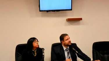 Juan Guaita, director de la Oficina Judicial, cuando se sorteó al jurado y a la jueza. (Archivo/Matías Subat)