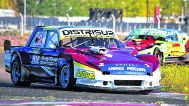 Jair Belloso, con Dante Echavarri como invitado, aparece como favorito al título en el TC Neuquino.