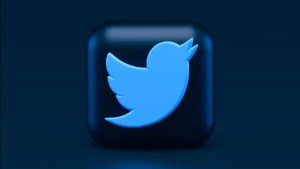 Ahora se pueden utilizar imágenes, videos y GIFs en un mismo posteo de Twitter