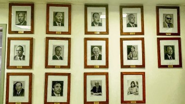 A Rolo lo sacaron hasta del muro de homenajes en la Legislatura de Neuquén.