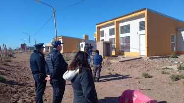 En Añelo ingresan entre dos, tres y hasta cuatro familias en busca de trabajo, debido a la repercusión que tiene Vaca Muerta. Foto: Gentileza