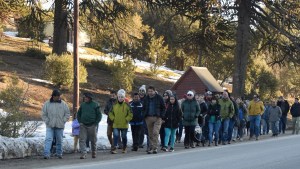 Vecinos de Villa Pehuenia marcharon pidiendo seguridad   
