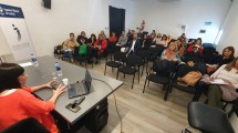 Imagen de Dictaron un taller de perspectiva de género en procesos judiciales en Cipolletti