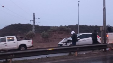 En total se vieron involucrados 10 vehiculos. Foto: Gentileza.