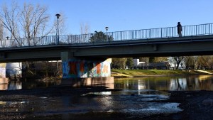 El río Limay aumenta su caudal por el riego y llegará a 250 metros cúbicos el fin de semana