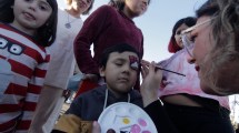 Imagen de La feria de emprendedores continúa hoy con el festejo a las infancias en Neuquén