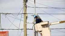 Imagen de CALF pondrá totems gratis para recargar monopatines eléctricos, bicicletas y celulares