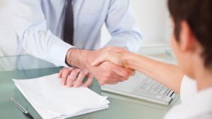 10 herramientas de inteligencia artificial que ayudan en la búsqueda laboral