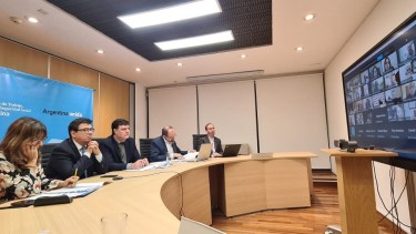 La reunión del Consejo del Salario que presidió el ministro Moroni. 