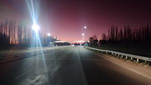 Mejoran el sistema de iluminación en la Ruta 22 en Chichinales