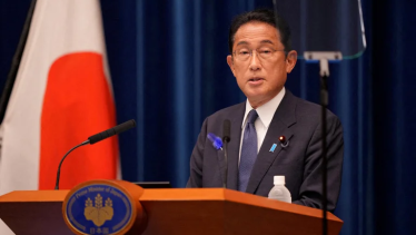 Fumio Kishida presenta síntomas leves de Coronavirus y permanece en su residencia. 
