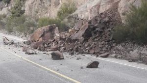San Martín de los Andes: hubo desprendimiento de rocas en la Ruta 62