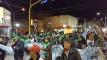 Imagen de Los municipales de Allen volvieron a marchar por un salario digno